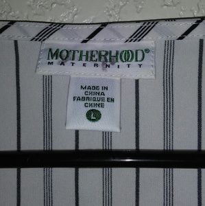 Beautiful Maternity blouse